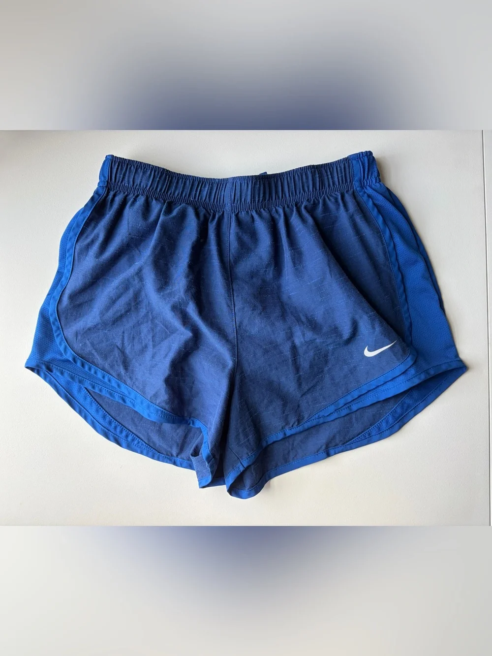Nike Dri-Fit Women's Navy and Royal Blue Athletic Shorts Sz Small